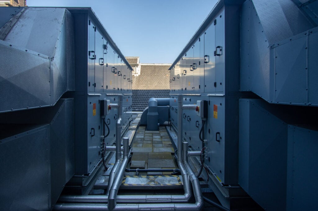 a87b3887-0c6b-43ca-99ec-0a6552bd905f