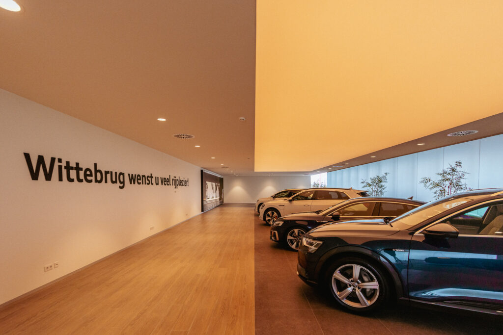 edde013e-732f-4d61-a4ab-b94ad766509e