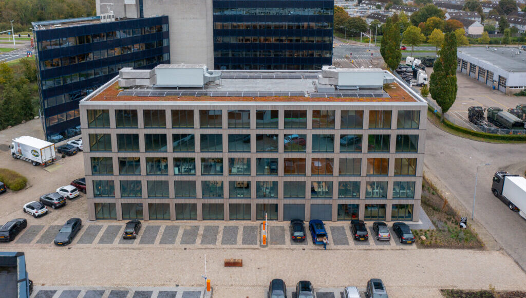 f2ce70e0-7364-476b-8035-2a0d598cdb15